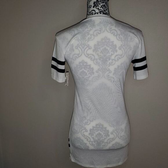 City streets extra small womens v-neck tee with striped trim and holographic wri - Picture 5 of 12